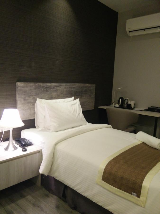 The Leverage Business Hotel Johor Bahru Eksteriør billede